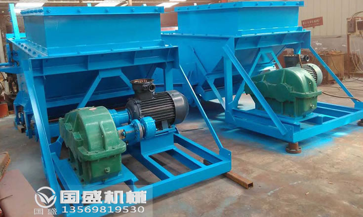 往復(fù)式給料機(jī)圖片